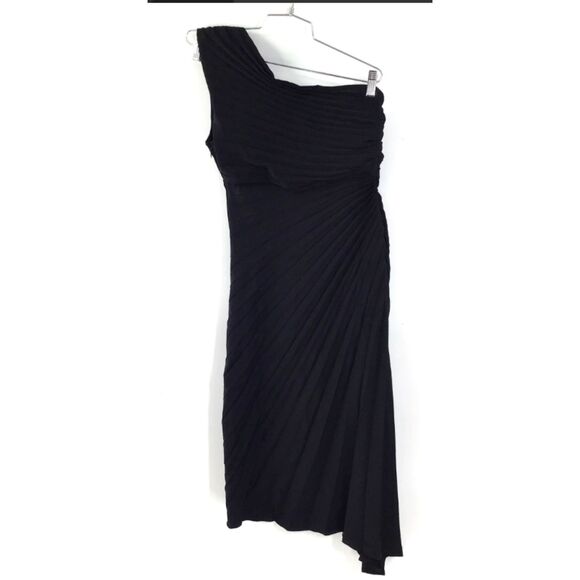 Banana Republic Dresses & Skirts - Pleated Banana Republic Women's Black LBD One Shoulder  Dress Bodycon Size 4